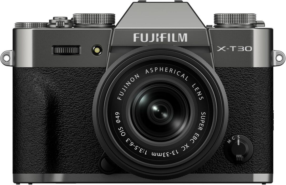 Test Fujifilm X-T30 III anthracite 13-33 mm OIS